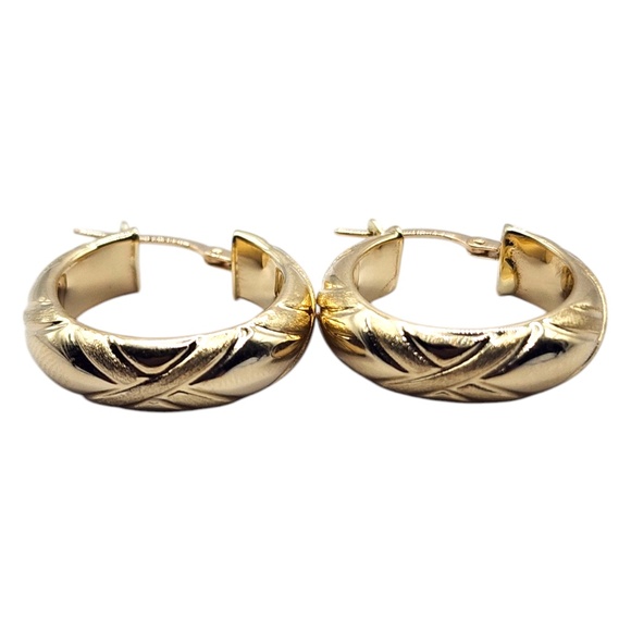 14 Karat Yellow Gold Circle X Hoop Earrings #20471 - Picture 2 of 7